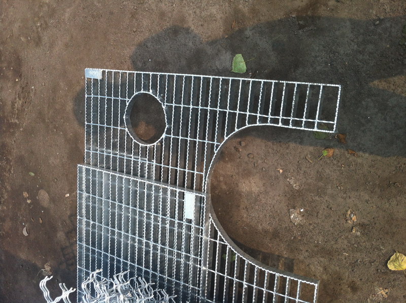 異形鋼格板面積計算為什么把切割掉的計算在內 異形鋼格板面積計算為什么把切割掉的計算在內